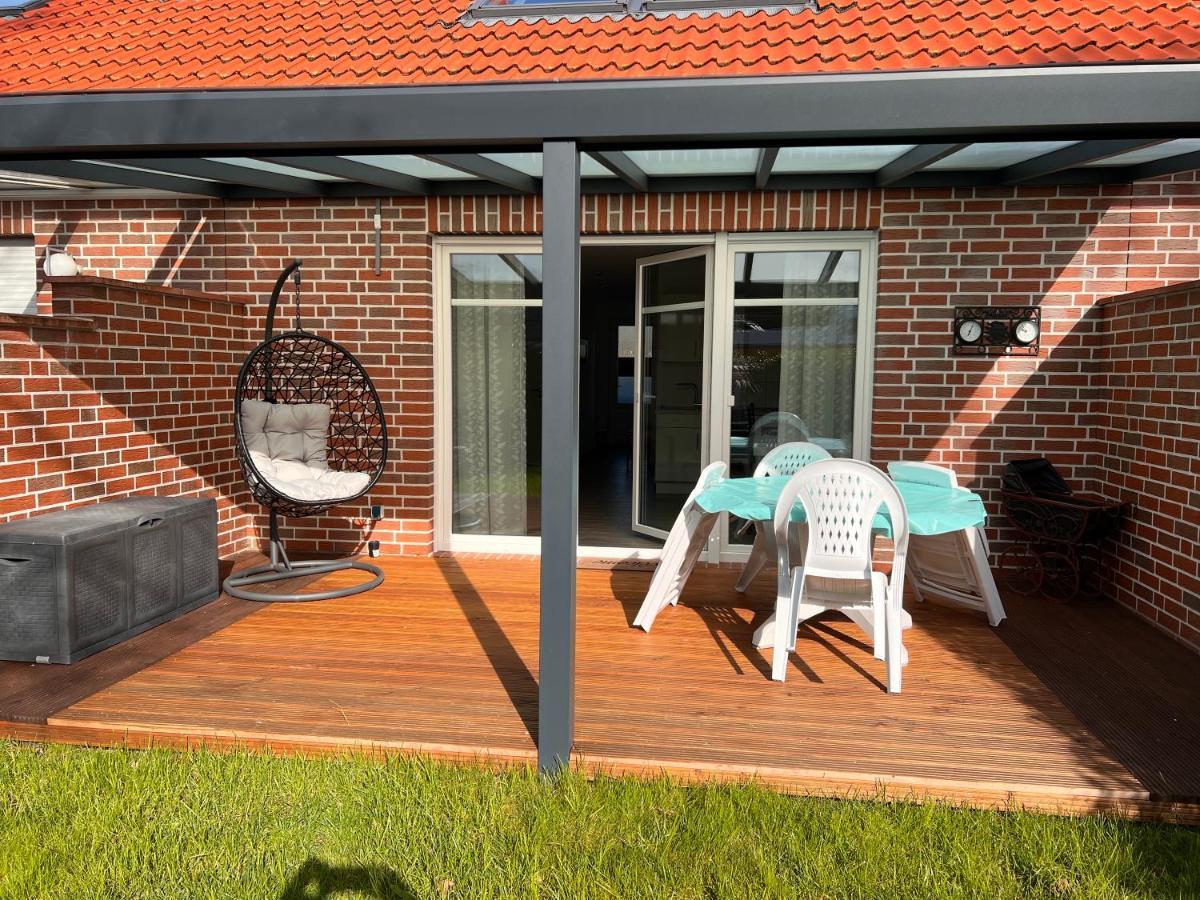 Ostfrieslands Perle Ferienwohnung an der Nordseeküste, Sauna, Terrasse, Garten, ruhige Lage, WLAN Norden Exterior foto