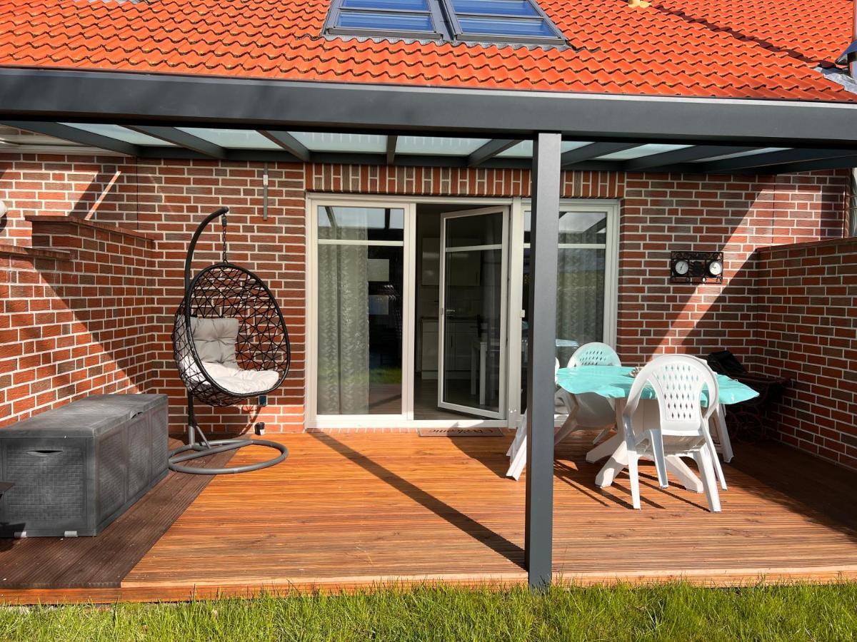 Ostfrieslands Perle Ferienwohnung an der Nordseeküste, Sauna, Terrasse, Garten, ruhige Lage, WLAN Norden Exterior foto